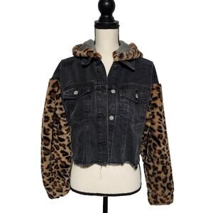 Cropped Distressed Black Denim Jacket W Faux Fur Animal Print Removable Hood Med